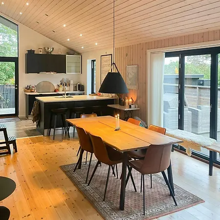 Hébergement de vacances Nature And Calm In Modern On Tuse Naes