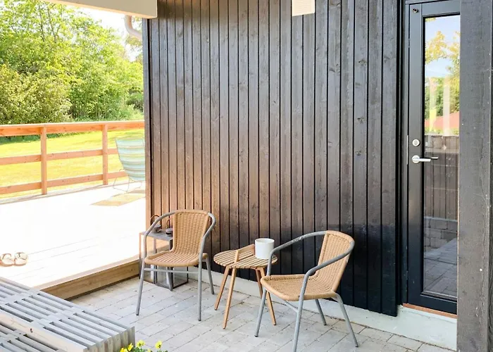 Nature And Calm In Modern On Tuse Naes *